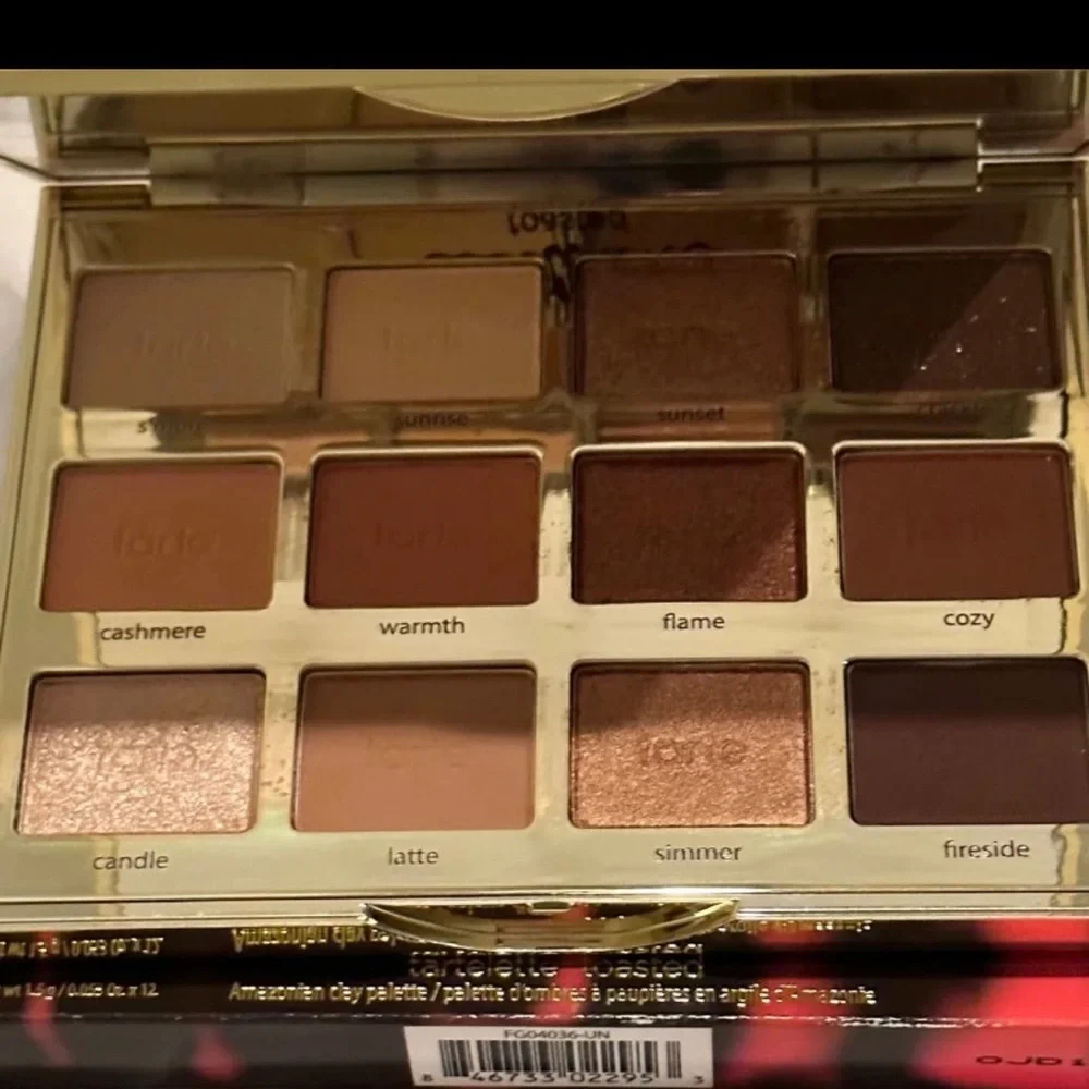 Tartlette Toasted Eyeshadow Palette w/ Free gift